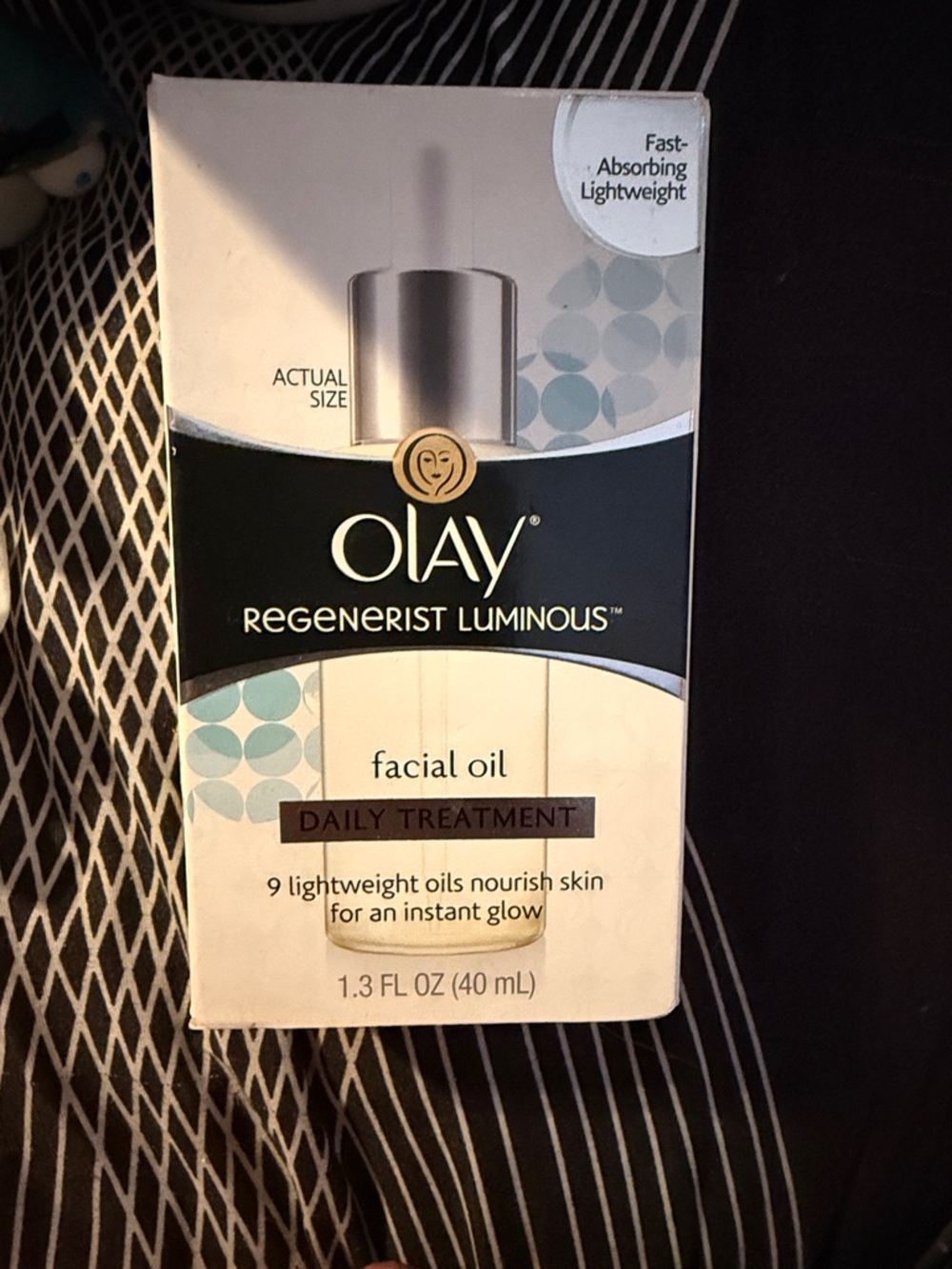 OLAY Regenerist Luminous Facial Oil - Black, White, Gold DISCONTINUED